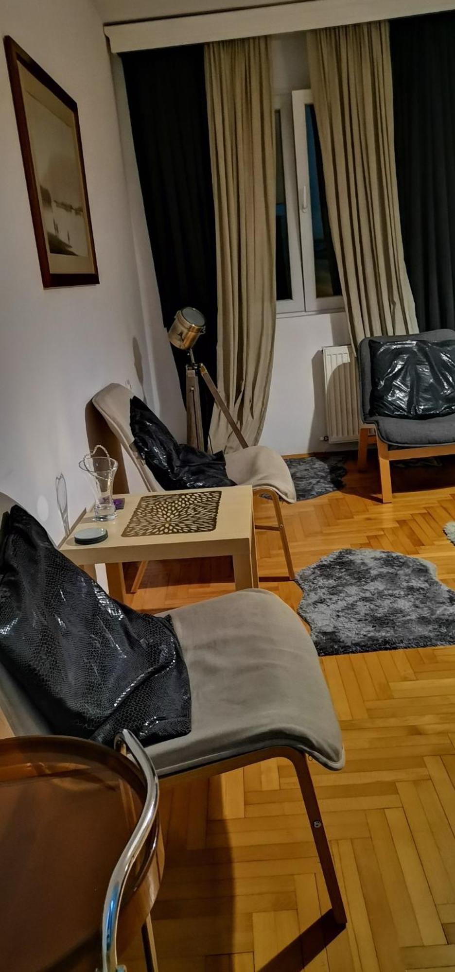 Crystal Kragujevac Apartamento Exterior foto